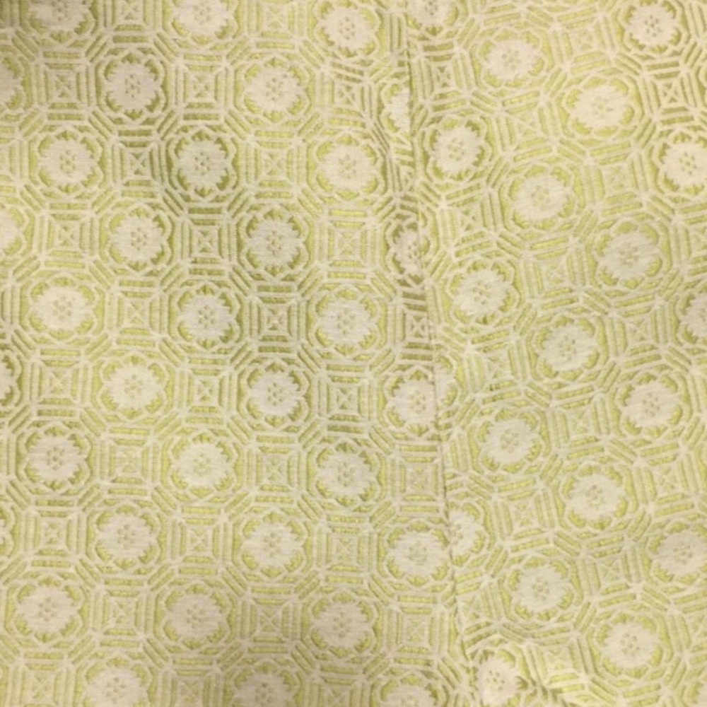 Light green shorts - Picture 2 of 2